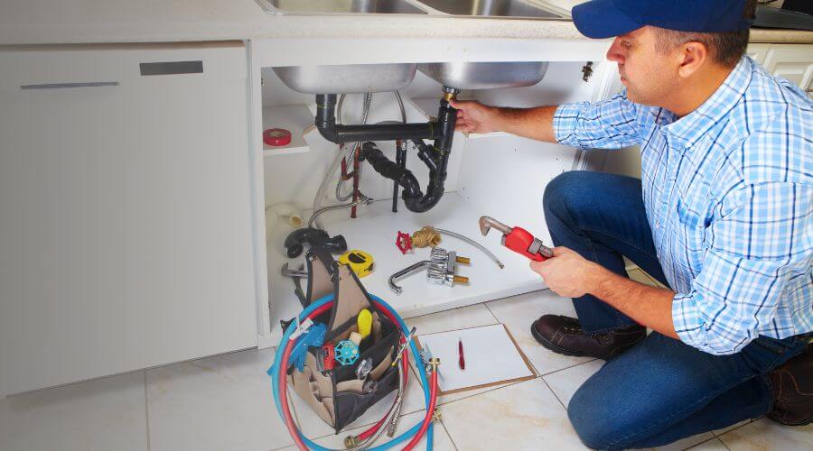 Local tankless water heater installation in Carol Stream, IL